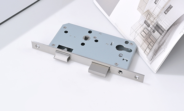 5167065792_111497580050_333-1