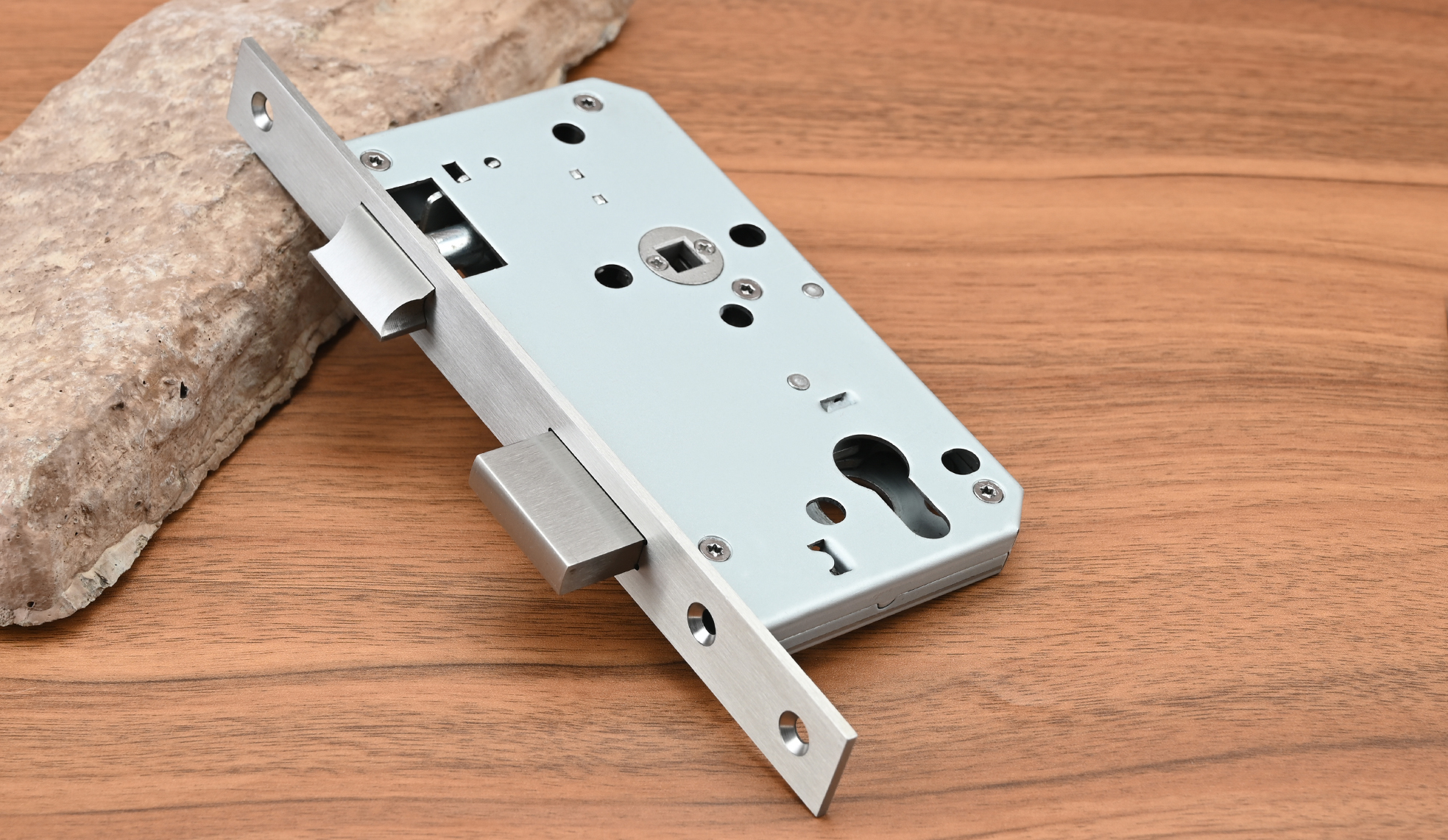 DIROCK EN179 fire rated escape mortise lock.jpg