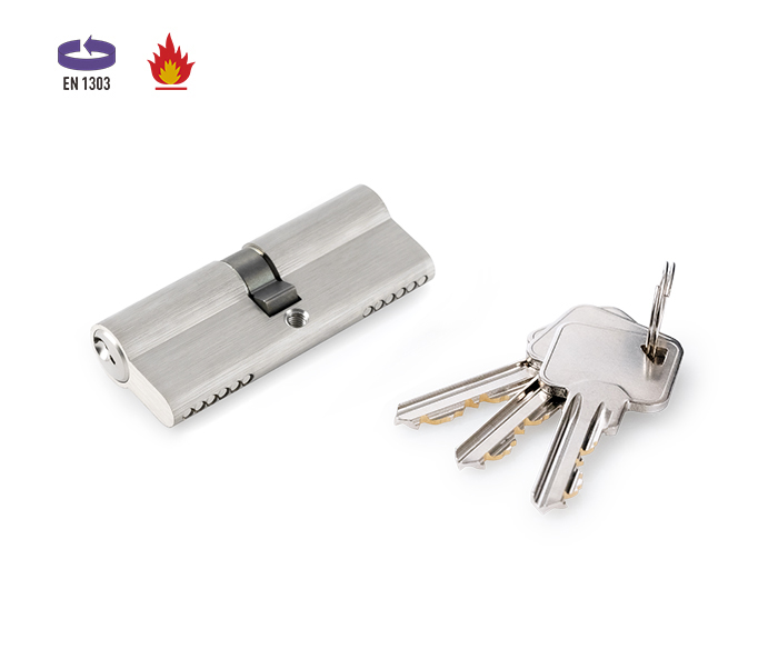 Detalles del cilindro de lat&oacute;n de perfil europeo doble abierto de 80 mm